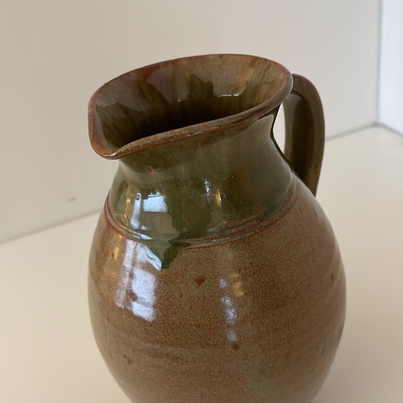 Sturbridge Village, handmade pitcher in browns and green with shiny glaze. Nice! - Picture 7 of 14